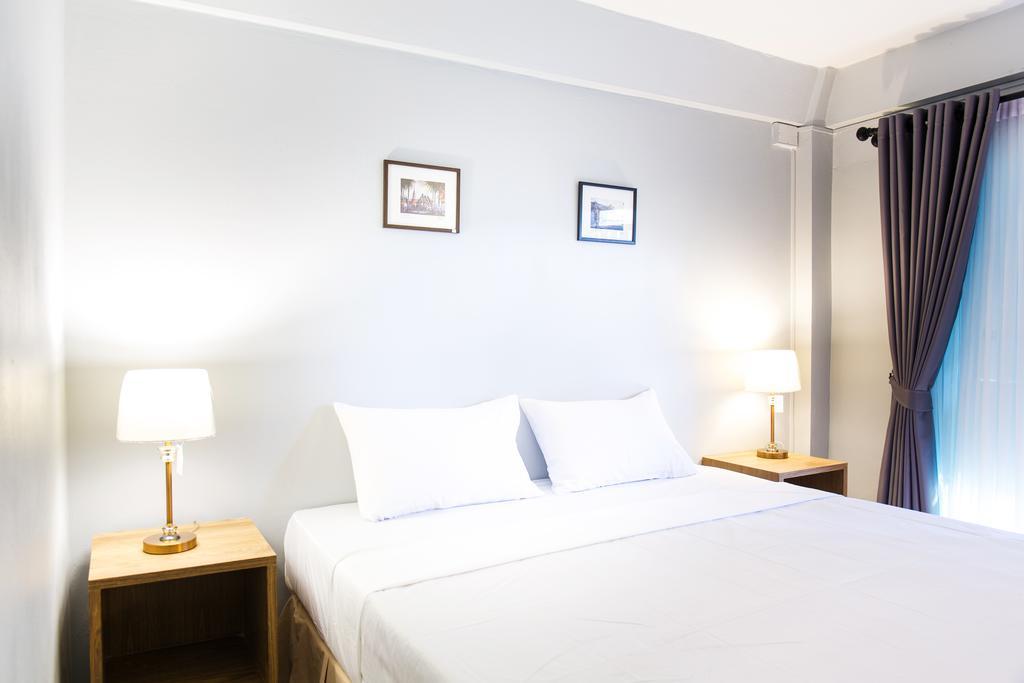 Ratana Hotel Chiang Mai Extérieur photo